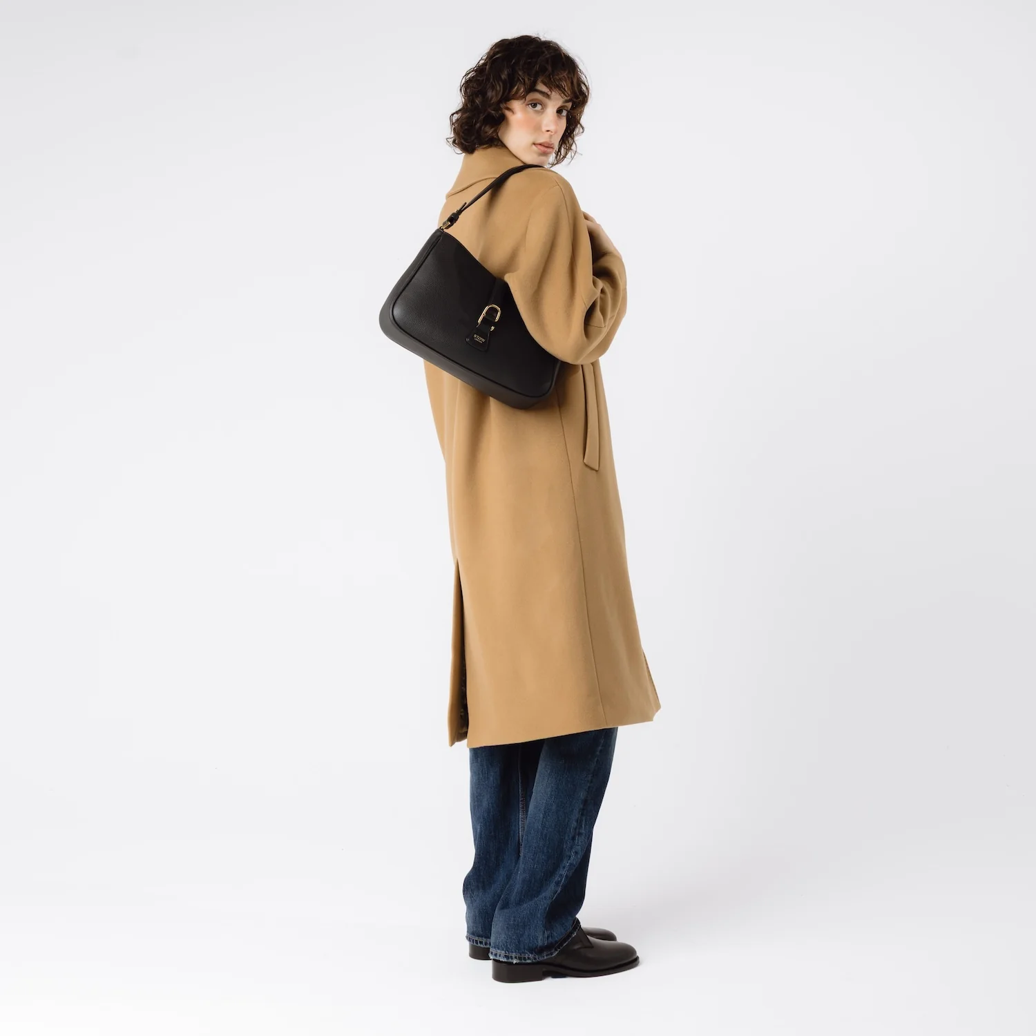 Beth Shoulder - Image 4