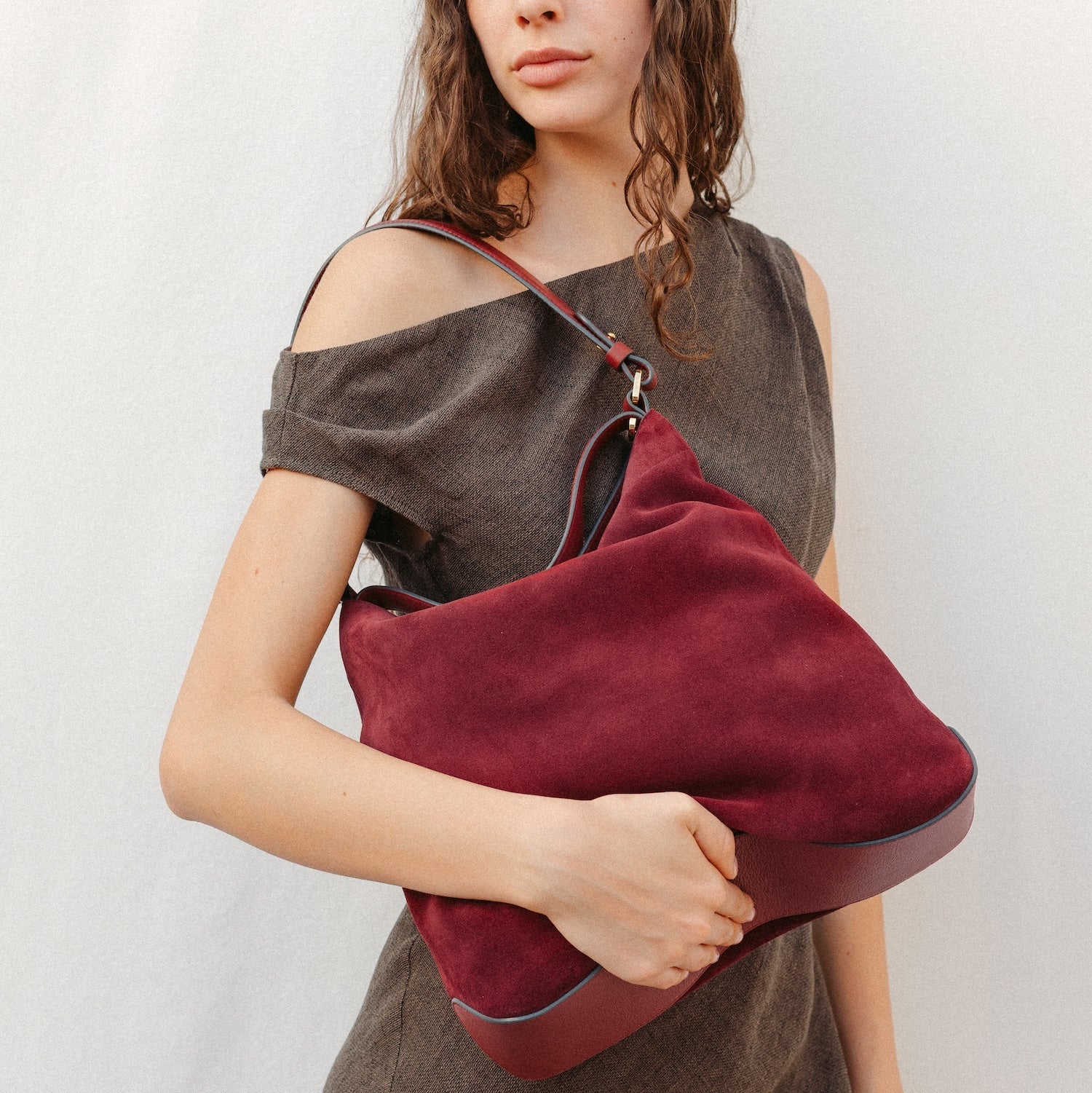 Leather Shoulder Strap for Curve Bag - Image 2