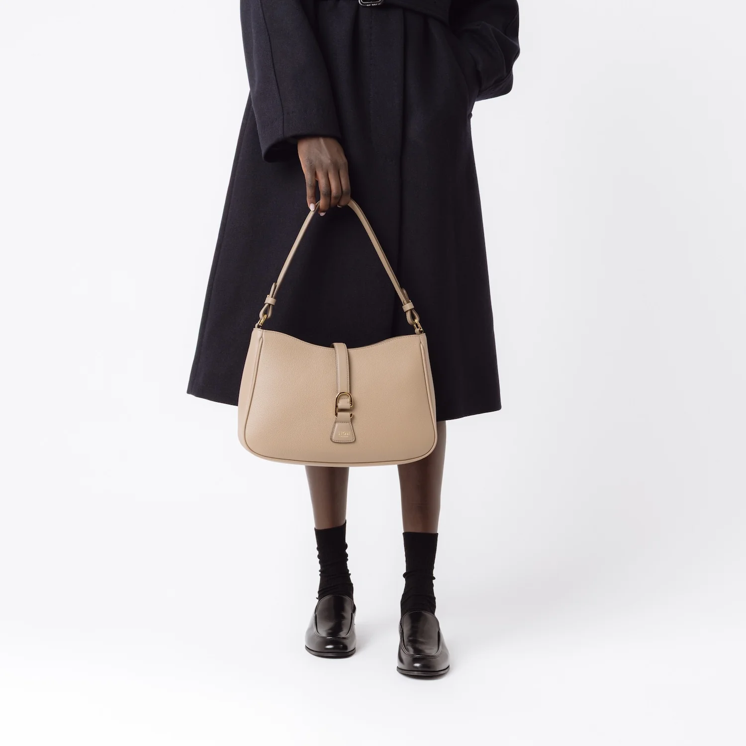 Beth Shoulder - Image 4